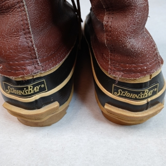St. Johns Bay  Brown Leather, Hunting Duck main image 5